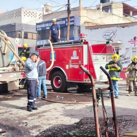 Explosión en vivienda de Calera deja un muerto y cuatro personas lesionadas