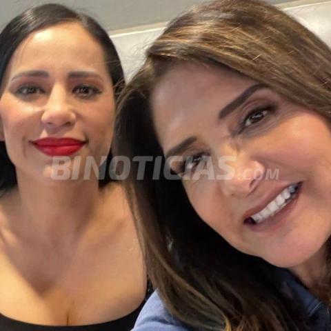 Sandra Cuevas y Alejandra Barrales se registran como candidatas de MC al Senado