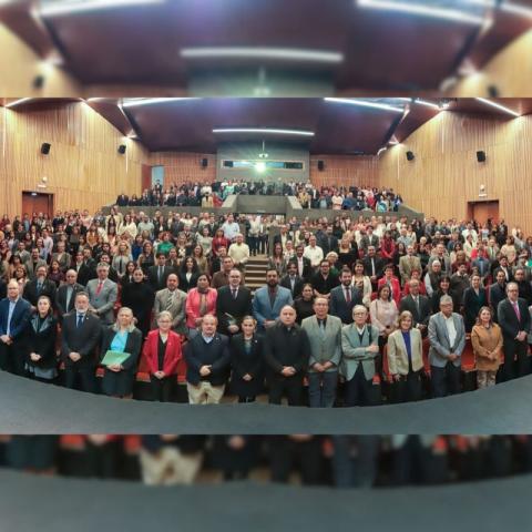 Celebra UAA su 50 aniversario con presentación del libro “Trascender en luz, 50 destellos”