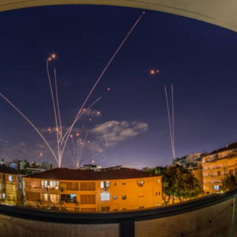 BOMBARDEO A ISRAEL