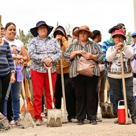 Inicia Programa de Empleo Temporal; reciben ingresos extras al ayudar a su comunidad