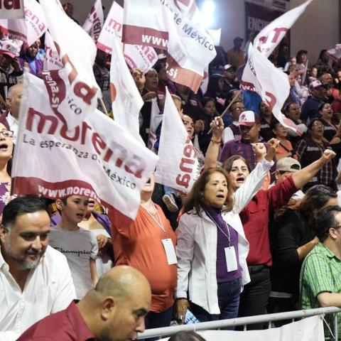 Por irregularidades, peligran 44 candidaturas de Morena