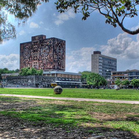 UNAM 