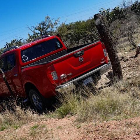 Roban camioneta a mano armada en Encarnación de Díaz, Jalisco