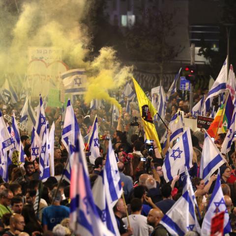 Israelíes se manifiestan y exigen renuncia de Netanyahu 