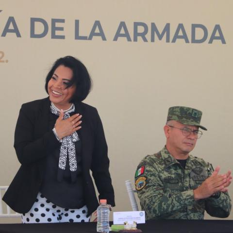 Sandra Luz Valdovinos 