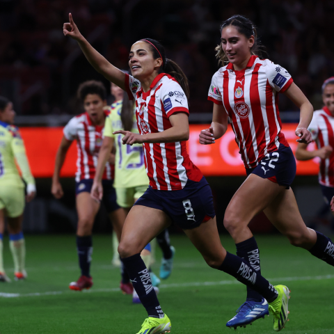 Chivas 2-1 América