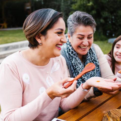 La plena expresión de la felicidad contribuye al bienestar personal