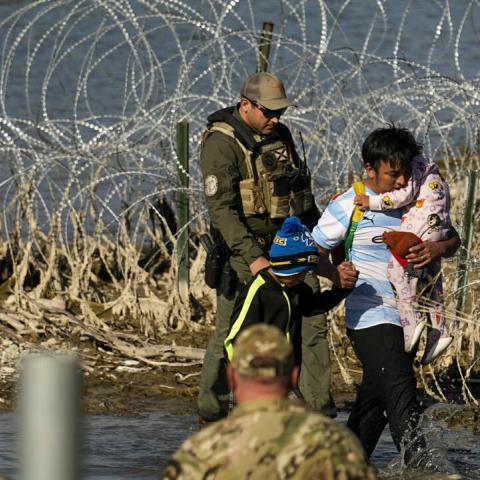 Se trata de una de las medidas antiinmigrantes más drásticas en la historia de Estados Unidos.