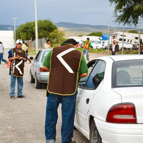 ESTACIONAMIENTOS