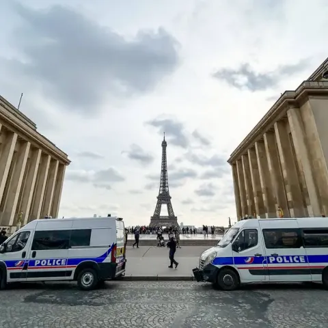 Francia refuerza seguridad en sinagogas y escuelas judías