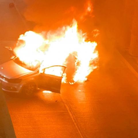 coche en llamas