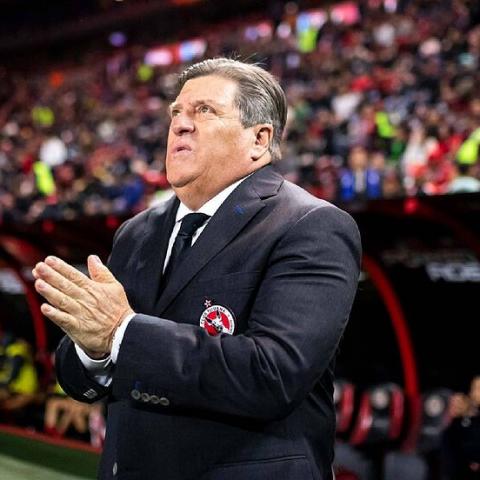 MIGUEL HERRERA XOLOS DE TIJUANA