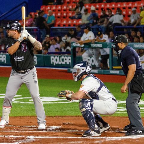 TOROS VS RIELEROS