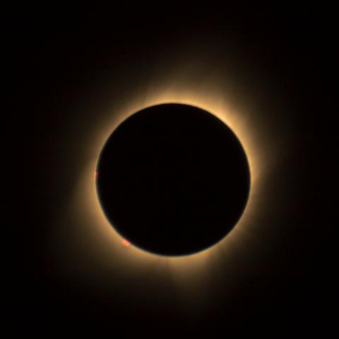 El mundo ya aprecia el Eclipse Solar, tras 33 años de espera