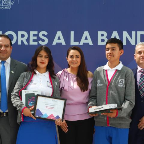 Estudiantes del CECyTEA Ferrocarriles ganan premio nacional