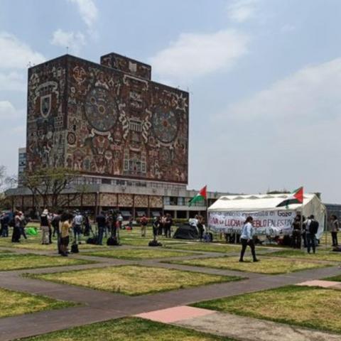 Estudiantes de la UNAM se unen a las protestas en pro de Palestina por guerra en Israel