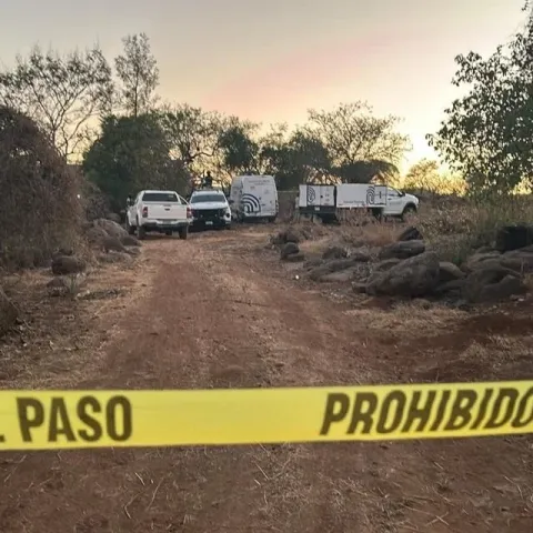 Una de las víctimas todavía estaba viva, pero murió posteriormente