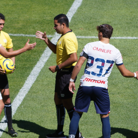 Necaxa 0-1 Chivas