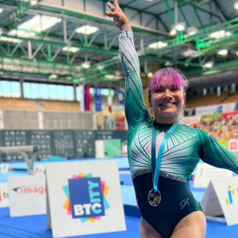 ALEXA MORENO ORO MUNDIAL GIMNASIA