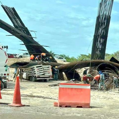 Colapsan obras