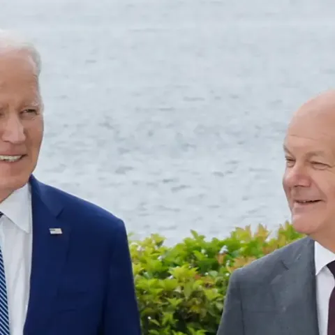 Joe Biden y el canciller alemán Olaf Scholz