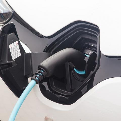 Auto eléctrico