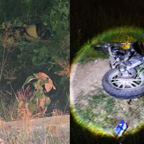 Muere hombre tras caer de su moto