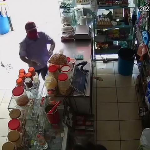 Asalto a tienda