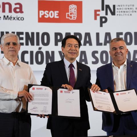 Integrantes de Morena y el PSOE 