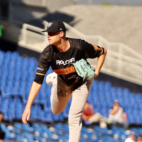 Rieleros 6-12 Sultanes