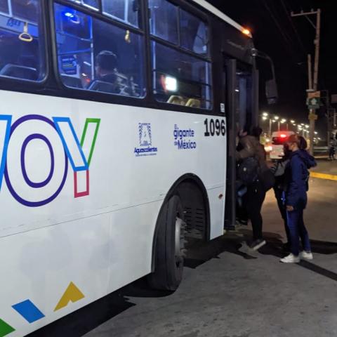 Aguascalientes impulsa la presencia de mujeres chóferes en el transporte público