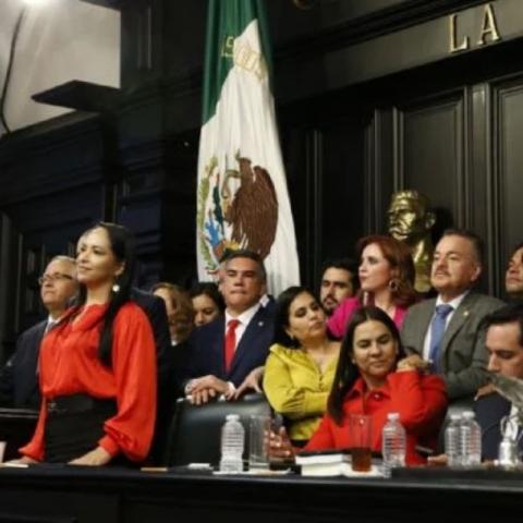  la senadora panista Lilly Téllez llamó “Bellaco” y “Fernández Llorona.