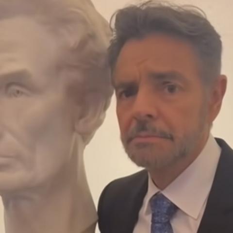 Eugenio Derbez recibe reconocimiento en la Casa Blanca