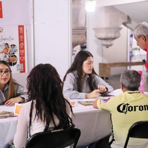 Jueves de Bolsa de Trabajo