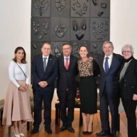 Cena a Jefes de Estado y representantes de diversos países invitados a su toma de posesión.