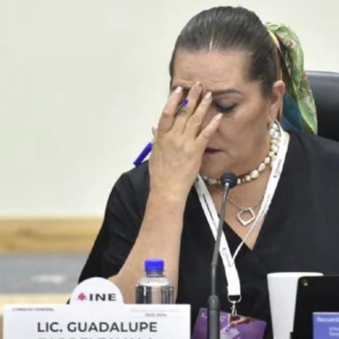 tribunal federal ordena al INE detenga el proceso de elección extraordinaria 2025.