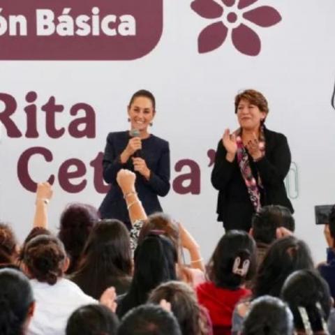 Claudia Sheinbaum llegó, para la entrega de la beca Rita Cetina.