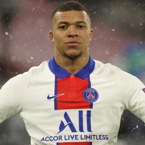 MBAPPÉ VS PSG 