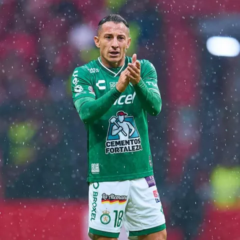 ANDRÉS GUARDADO RETIRO