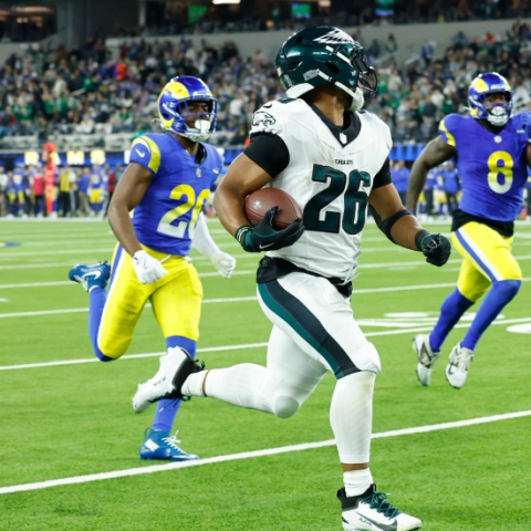 Rams 20-37 Eagles 