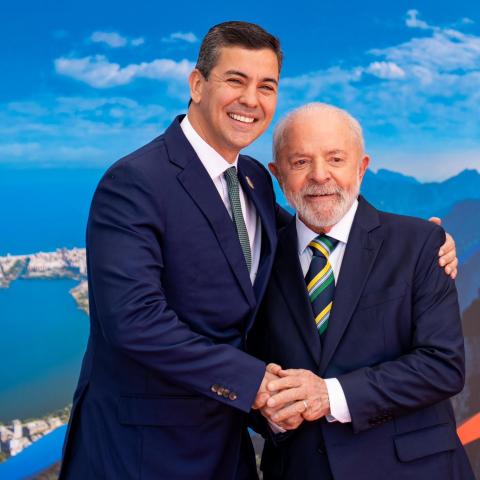 Santiago Peña y Luiz Inácio Lula da Silva 