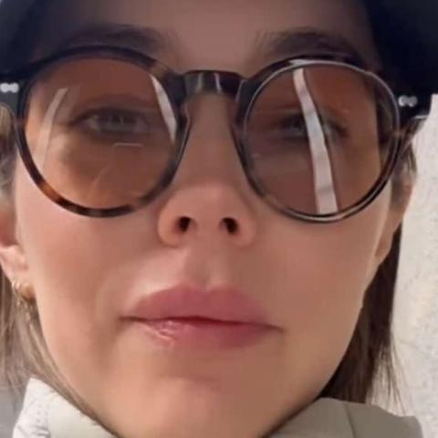 Camila Sodi revela que someterá a una terapia en la que le "borrarán" sus recuerdos tras la muerte de su mamá