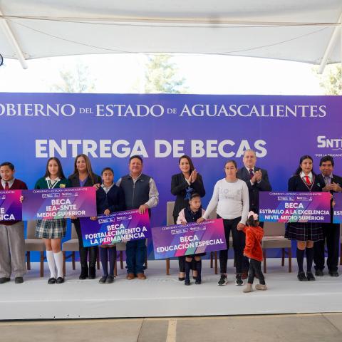 Entrega de becas 