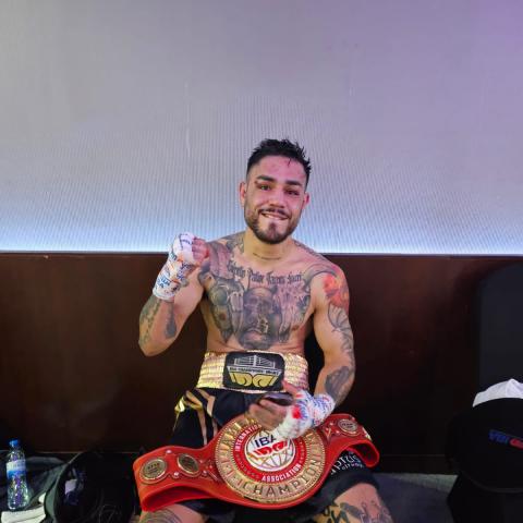 JOSÉ MIGUEL BORREGO CAMPEÓN IBA