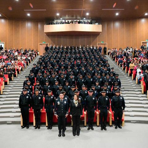 Policías graduados