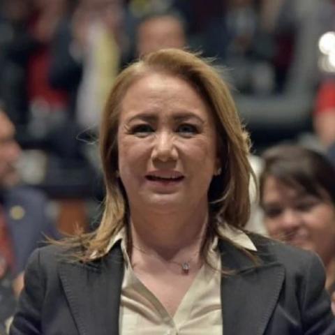 Así sepultó Yasmín Esquivel el escándalo del plagio de su tesis.