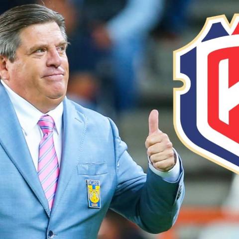 MIGUEL HERRERA COSTA RICA