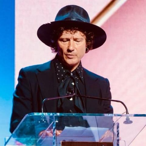 Enrique Bunbury anuncia el lanzamiento de un nuevo disco grabado en México