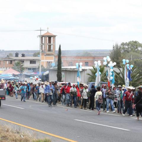 Cáritas Diocesana arma kits de primeros auxilios para peregrinos con destino a San Juan de los Lagos, Jalisco